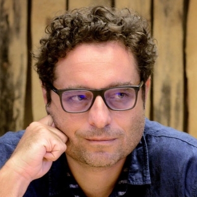 Теодор Ушев