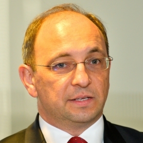 Николай Василев