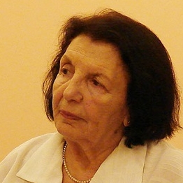 Катя Воденичарова