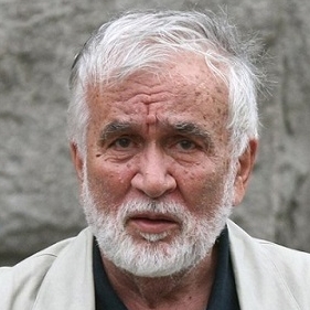 Любомир Левчев