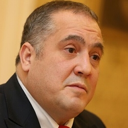 Слави Бинев