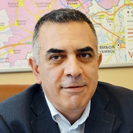 Стефан Радев