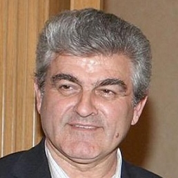 Александър Александров