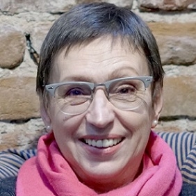 Иглика Трифонова