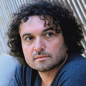 Петър Дундаков