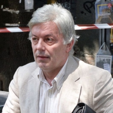 Валентин Михов