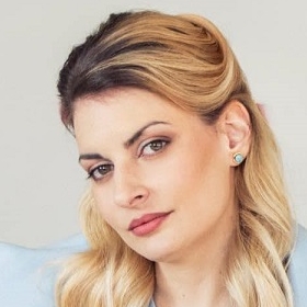 Цветелина Цекова