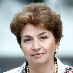 Меглена Плугчиева