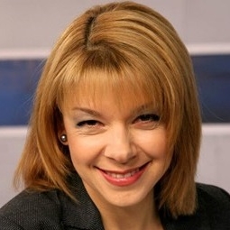Надя Обретенова