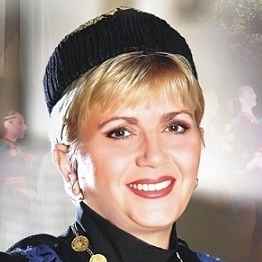Николина Чакърдъкова