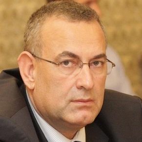 Джевдет Чакъров