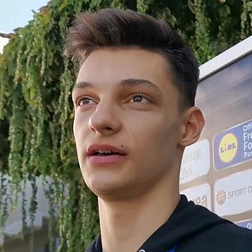 Александър Николов