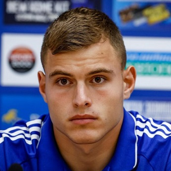 Светослав Вуцов