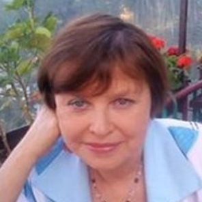 Юлия Манукян