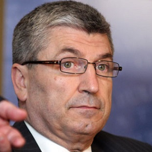 Илиян Василев