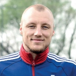 Иван Иванов