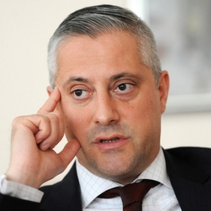 Божидар Лукарски