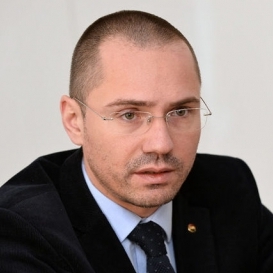 Ангел Джамбазки