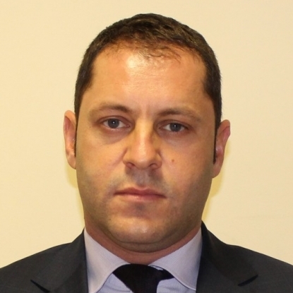 Александър Манолев