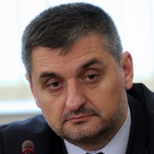 Кирил Добрев