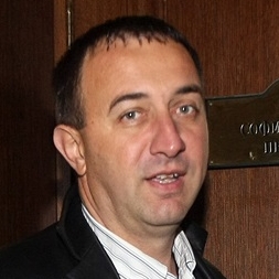 Роман Василев